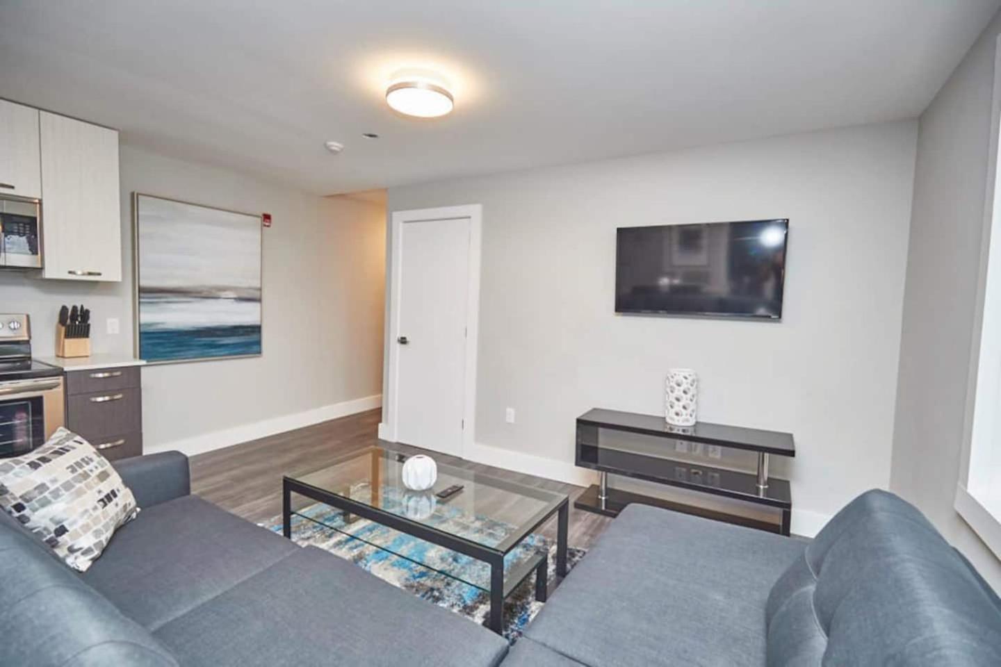 Clifton Hill Hideaway 2B -Two Bedroom Condo Niagara Şelalesi Dış mekan fotoğraf